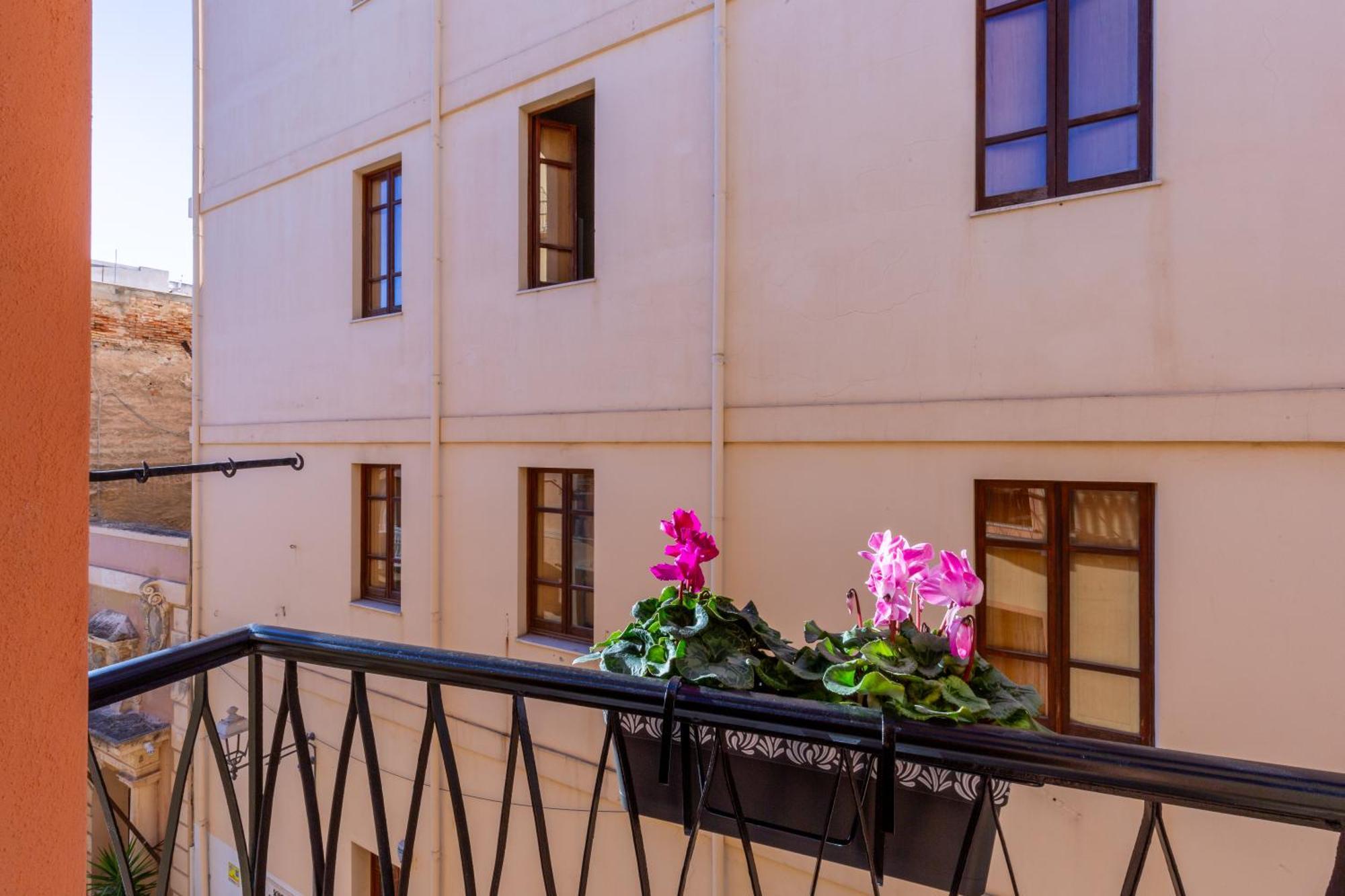 Mch-Marina Charming House Daire Cagliari Dış mekan fotoğraf
